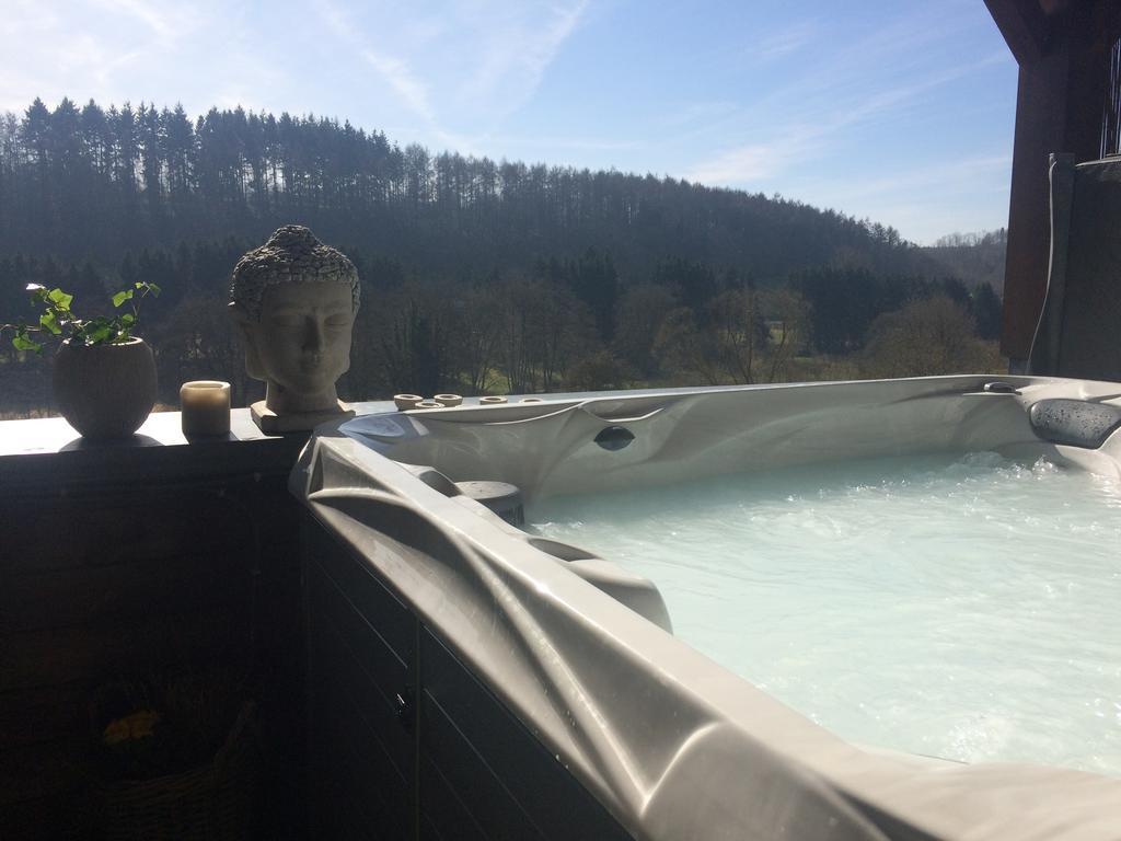 At Home - Jacuzzi Privatif Gesves Rum bild